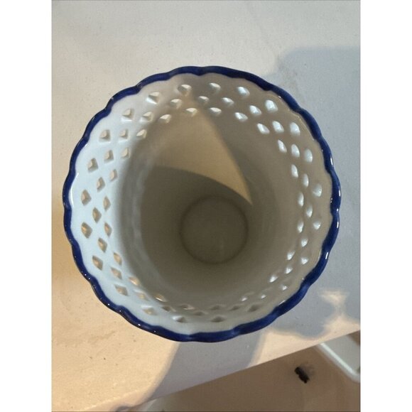 Vintage Delftware Royal Twickel Holland Blue White Pierced Windmill 6" Vase - Picture 6 of 7